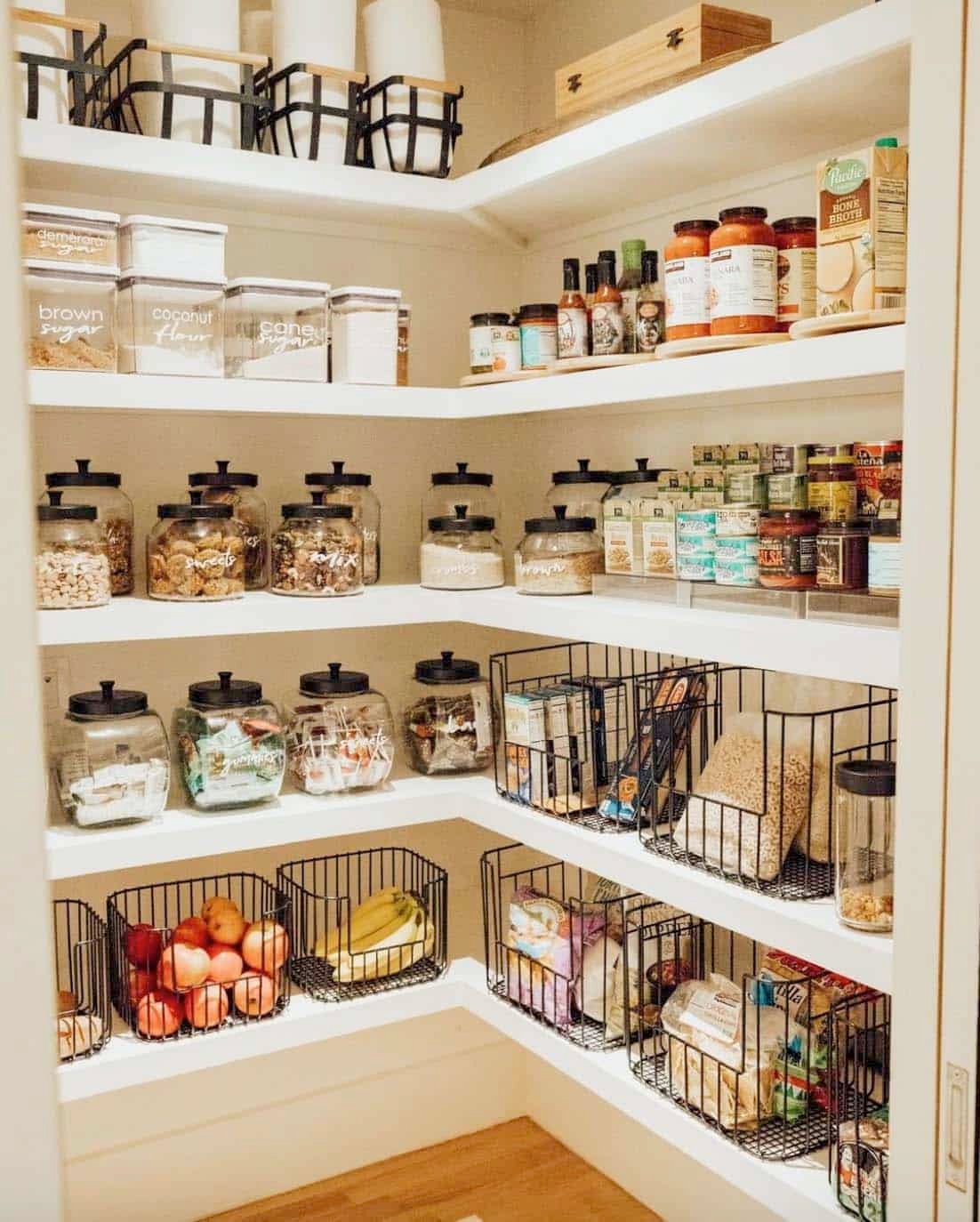 L Shaped Pantry 