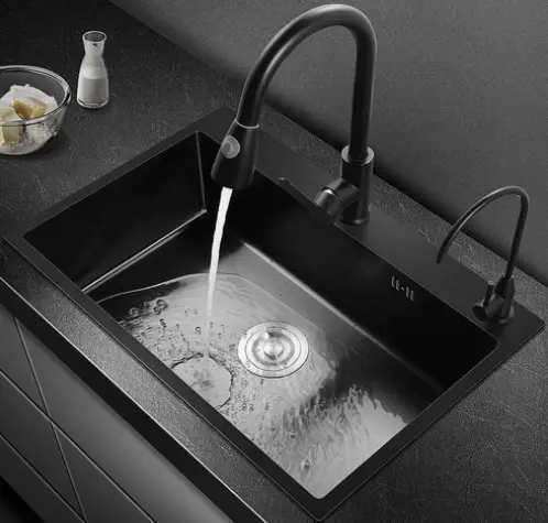Undermount Pantry Sink with Pull-Out Faucet