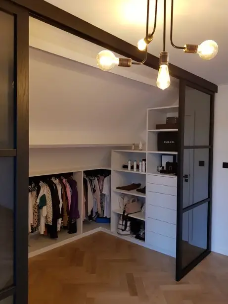 Tiny Walk-in Closet Ideas